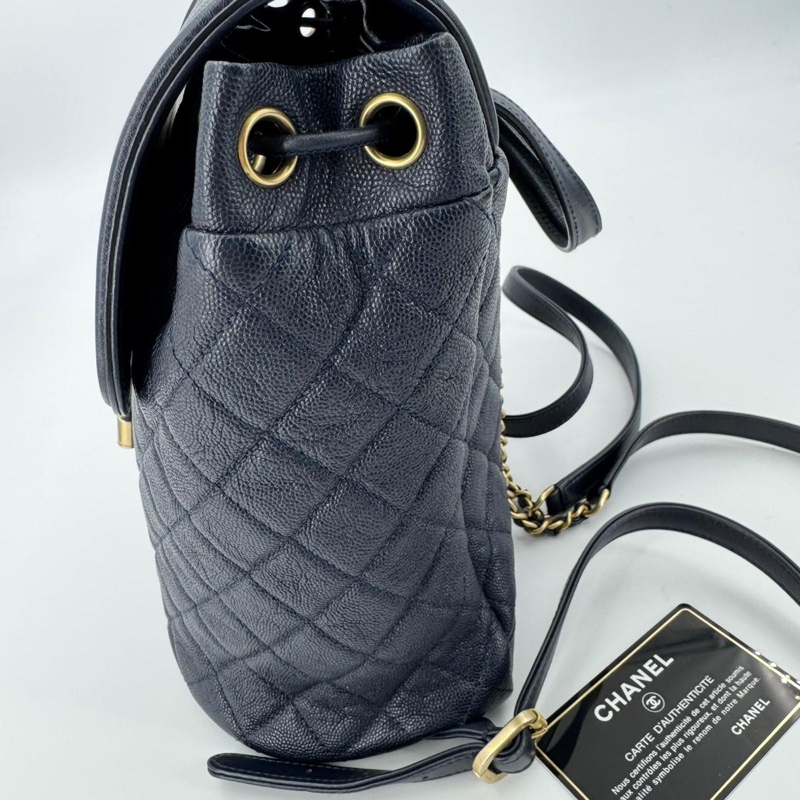 Chanel (18) Caviar Leather CC Filigree Black Backpack with Gold Hardware-5