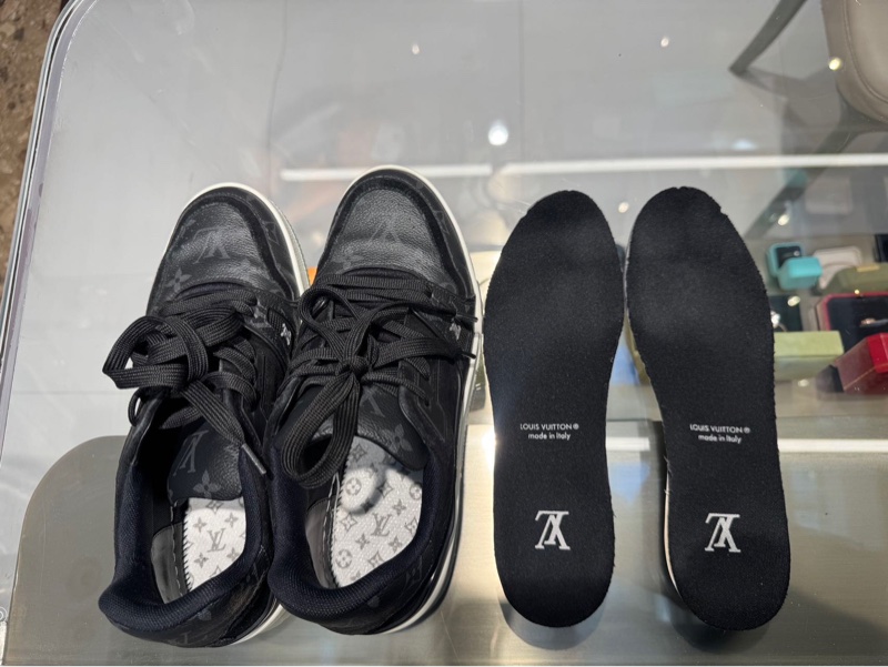 97新路易威登Lv黑色老花Trainer板鞋運動鞋5.5/39.5碼男女同款無附件一-6