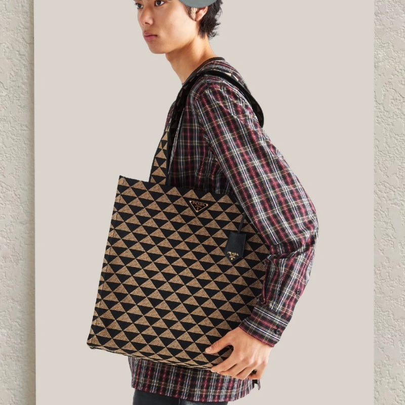 Prada秀款Symbole立體幾何帆布琴譜托特包 36*38*10  99新配件塵袋-0