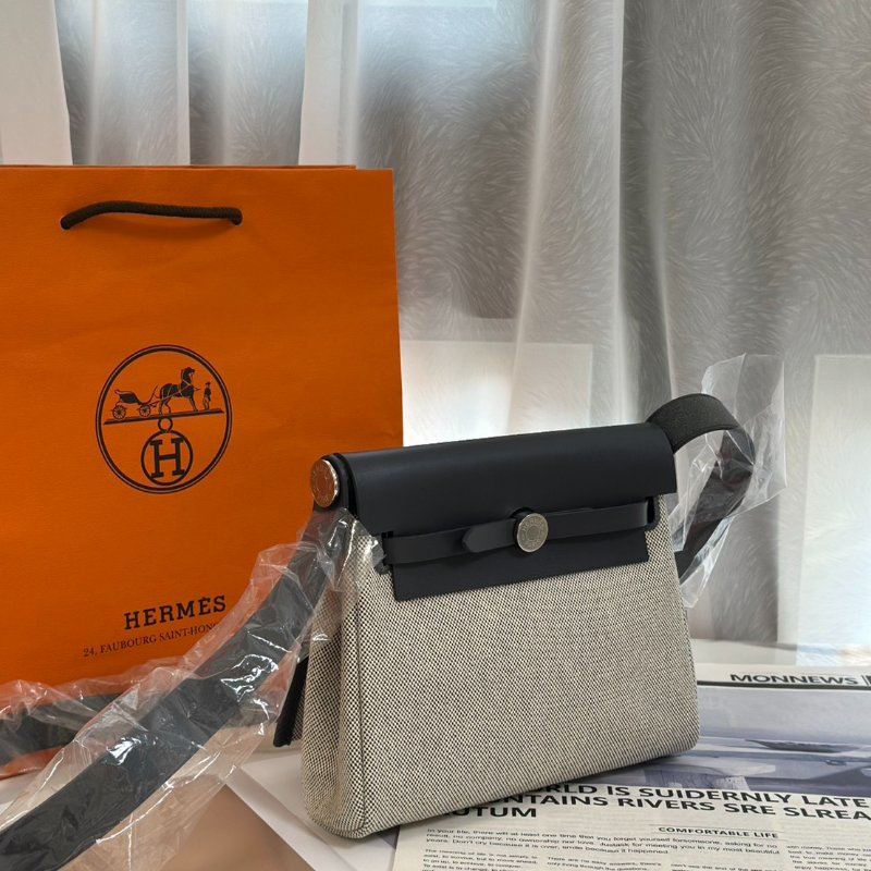 HERMES Herbag zip 20 - 石板灰銀 W-2
