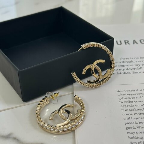 CHANEL 23K鑲鑽圈圈雙C耳環