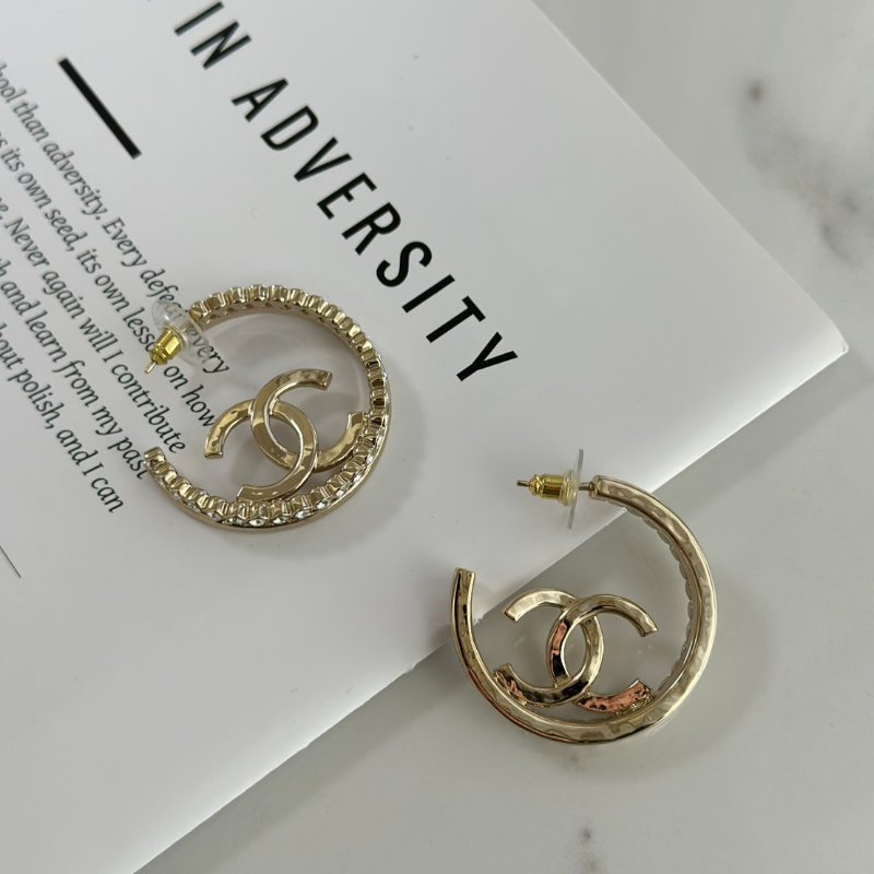 CHANEL 23K鑲鑽圈圈雙C耳環-4