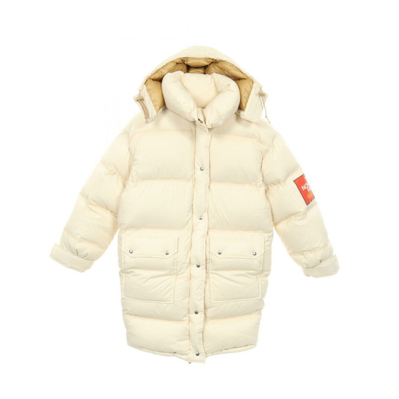 GUCCI 和 THE NORTH FACE 聯名款羽絨外套，S 碼，尼龍材質，米色，二手女款-0
