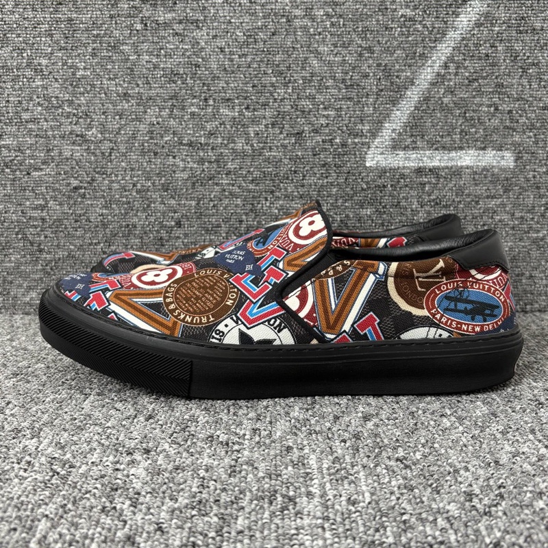 99新Lv路易威登  多色彩字母印花一腳蹬 42.5碼一-0