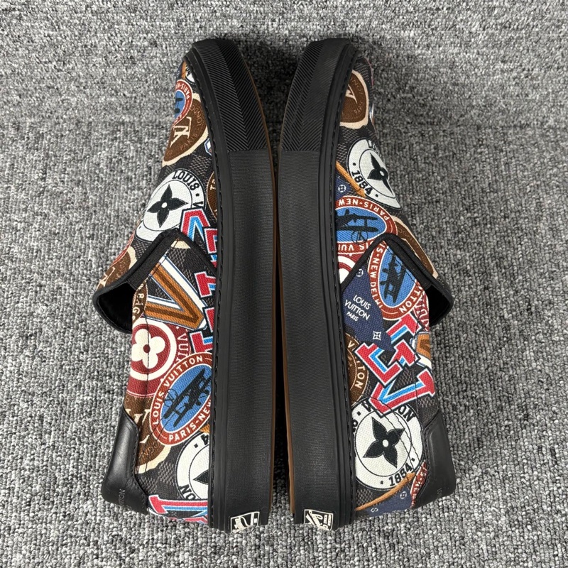 99新Lv路易威登  多色彩字母印花一腳蹬 42.5碼一-6