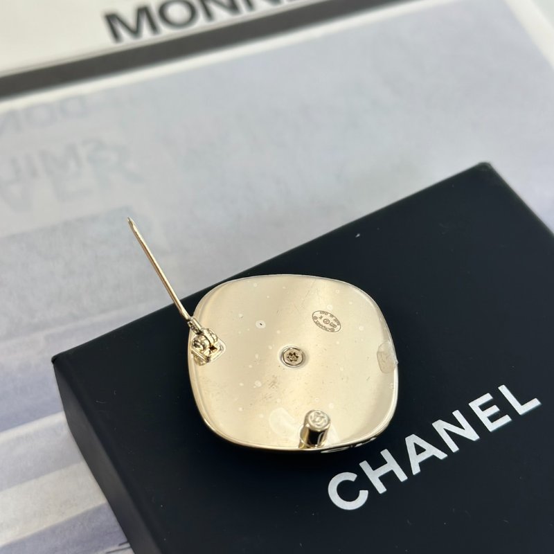 CHANEL 23K菱形典藏胸針-4
