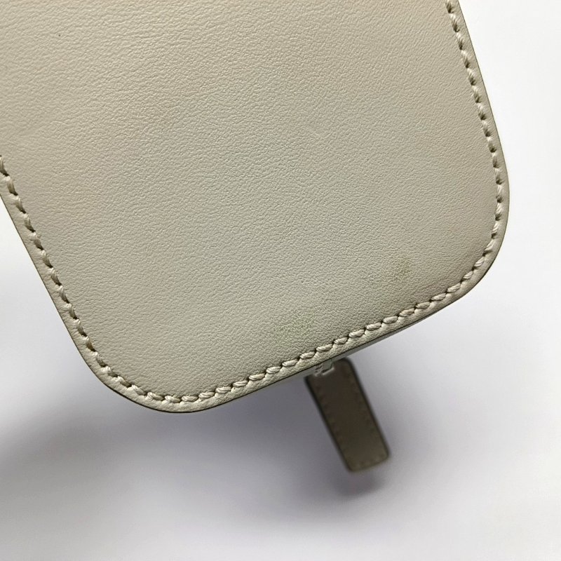 GUCCI Gucci X Sega迷你白色牛皮印花單肩包斜挎包銀色五金可拆卸肩帶-9