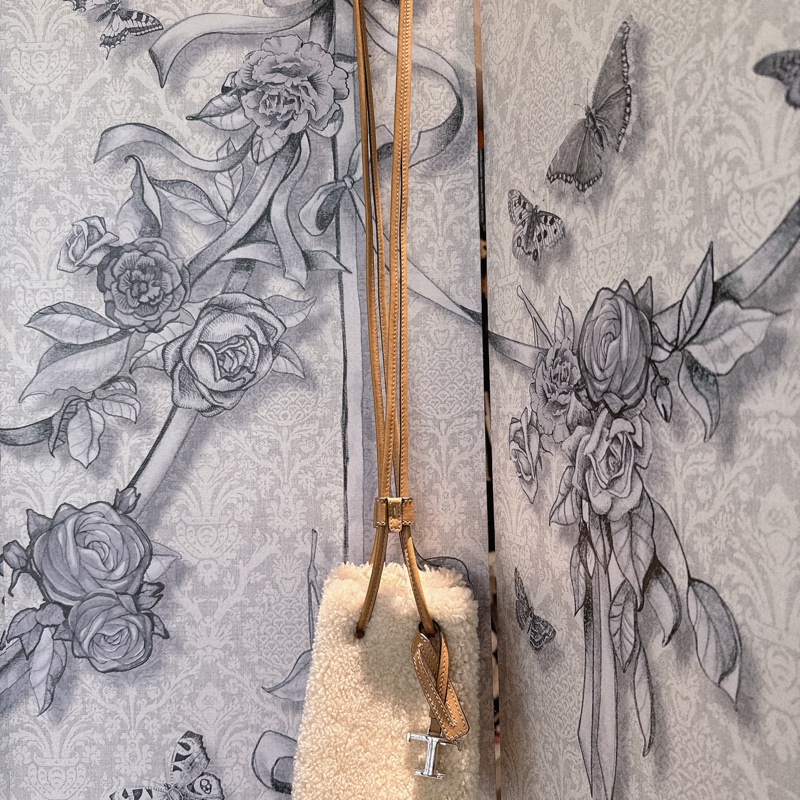 TOD’S 毛毛肩背包-5