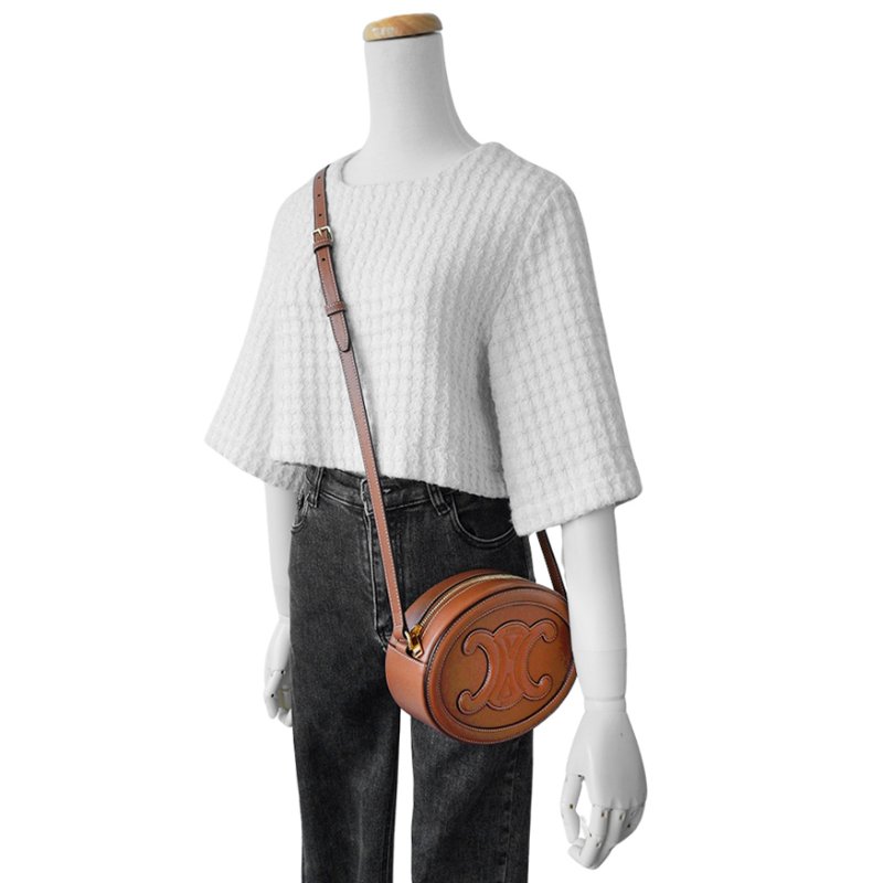 Celine 展示品 Cuir Triomphe Oval 牛皮斜背手袋(黃褐色)-5