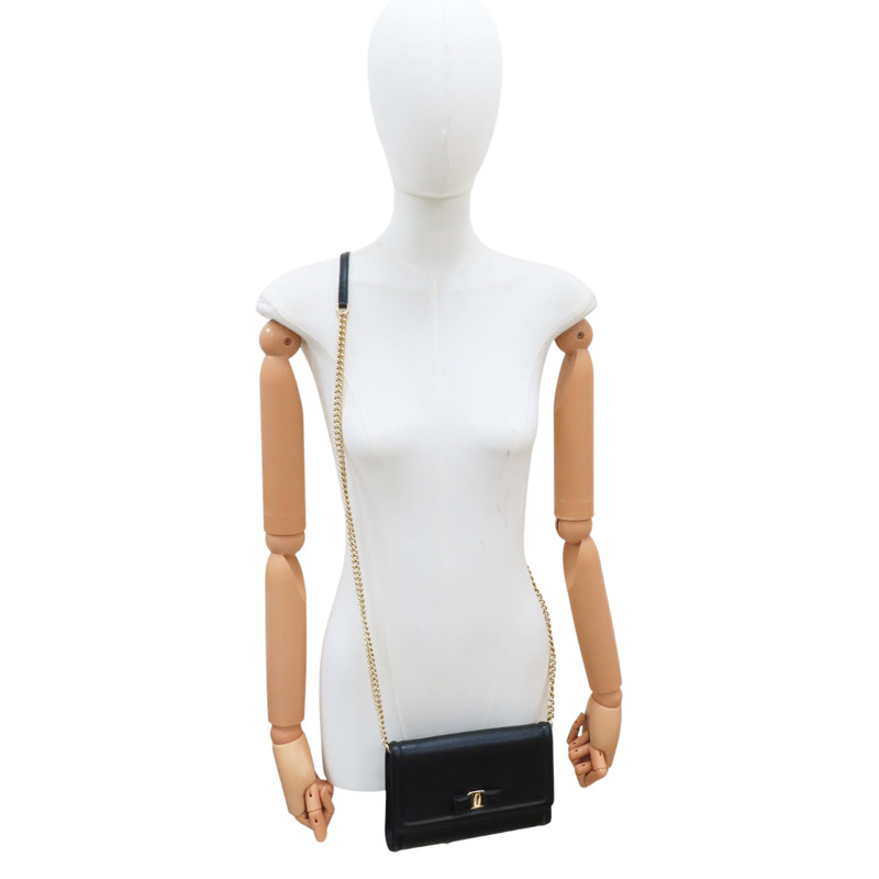 黑色 牛皮 Vara Bow Mini 肩背包【Salvatore Ferragamo 費拉格慕】 22C940-6