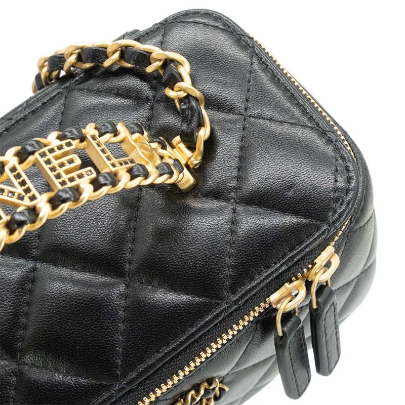 Chanel 展示品 菱格羊皮縷空金手把二用化妝包(AP3663-黑)-6