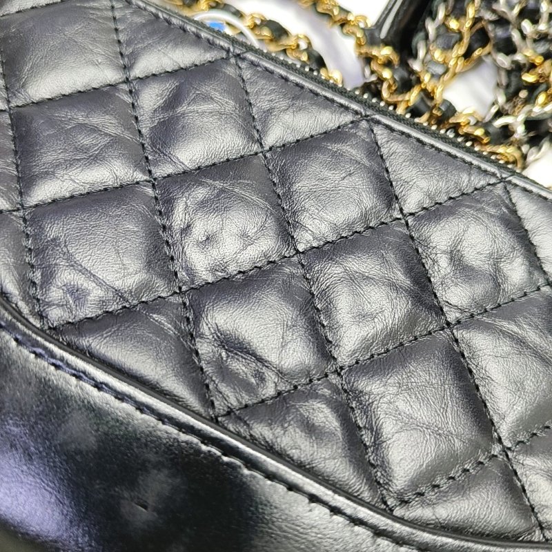 CHANEL GABRIELLE迷你黑色牛皮菱格紋絎縫流浪包單肩包手提包斜挎包金色銀色五金24開可拆卸肩-12