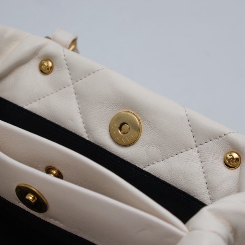 CHANEL 22BHobo雙鍊單肩包 - 白金-5