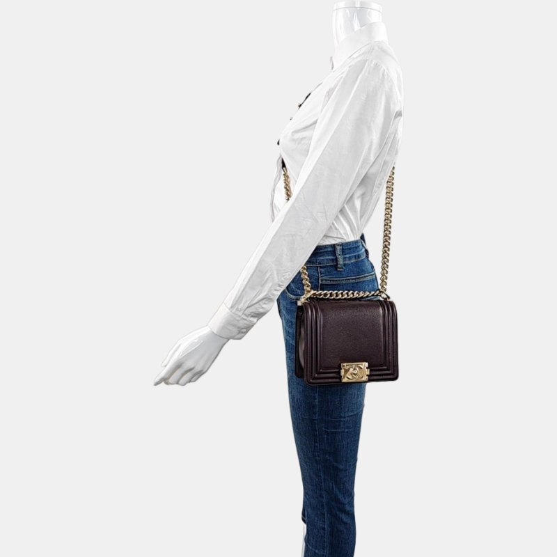 CHANEL BOY CHANEL深棕色荔枝紋牛皮單肩包金色五金可拆卸肩帶 晶片款 9.8新-1