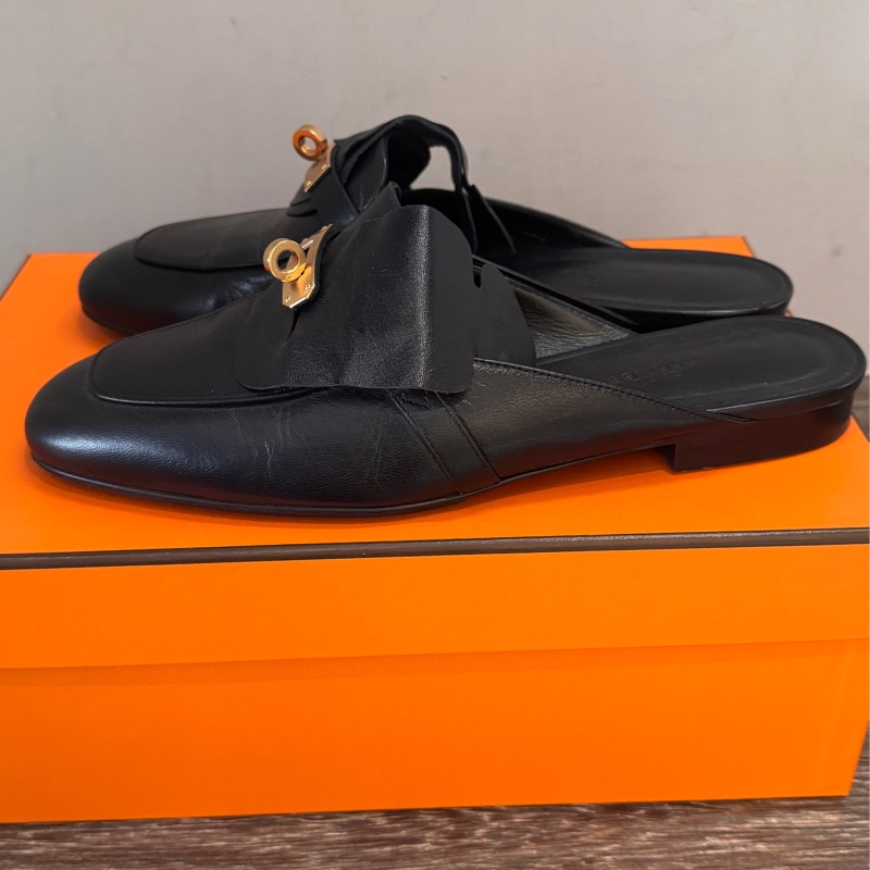 Hermes kelly缺貨黑金配色Kelly 凱莉玫瑰金扣穆勒鞋 38號-13