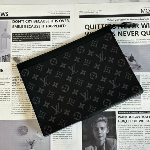 LOUIS VUITTON Pochette Voyage手拿包 - MM灰老花