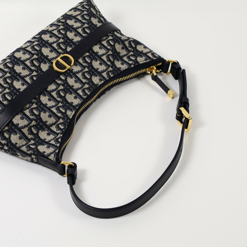 Dior 帆布30 Montaigne Hobo Mini金扣肩背袋-3