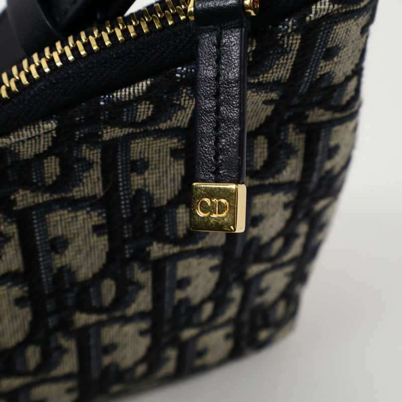 Dior 帆布30 Montaigne Hobo Mini金扣肩背袋-13