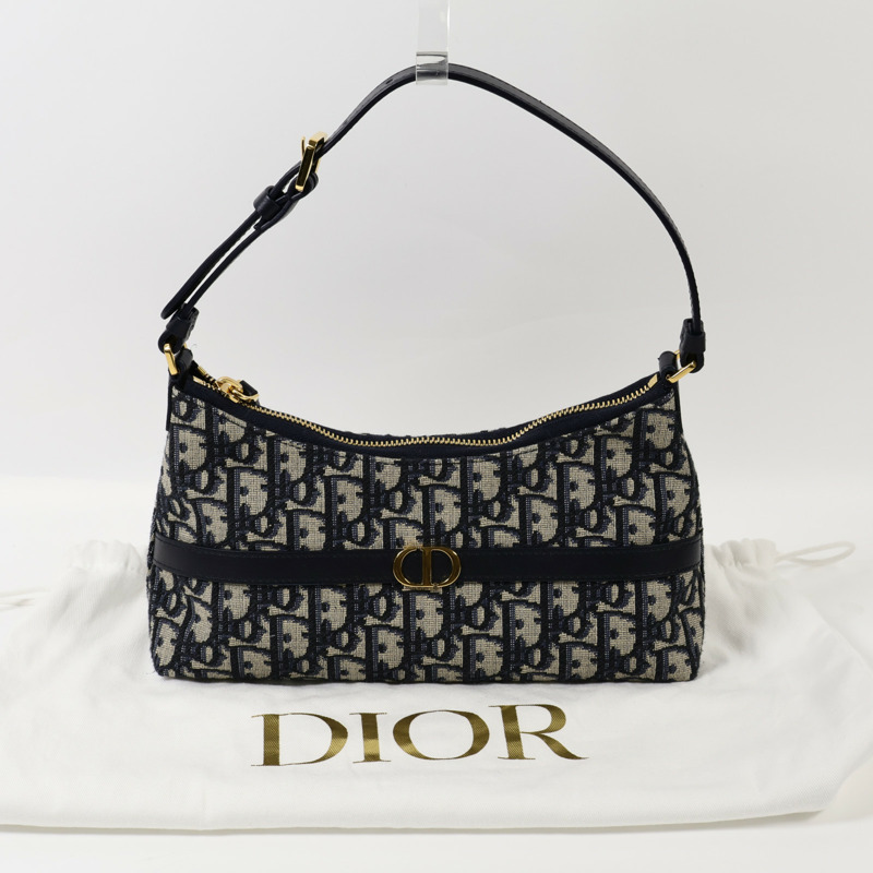 Dior 帆布30 Montaigne Hobo Mini金扣肩背袋-14