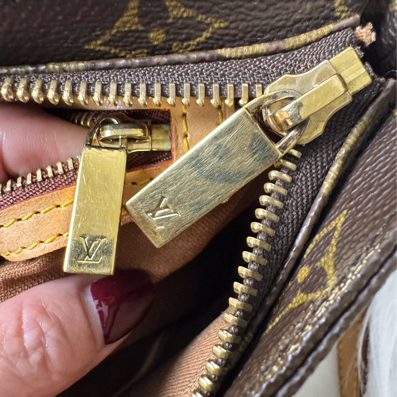 LV 小船包斜背包側背包-12