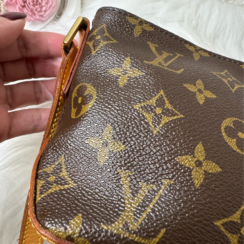 LV 小船包斜背包側背包-22