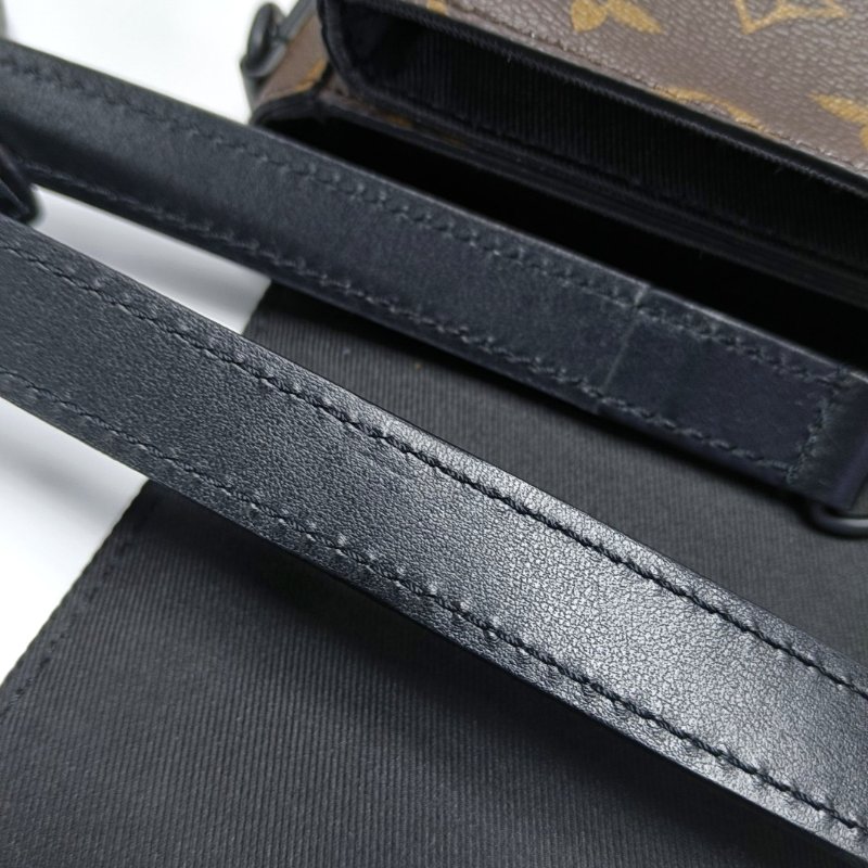 LOUIS VUITTON S LOCK迷你棕色塗層帆布老花單肩包黑色五金可拆卸肩帶-11