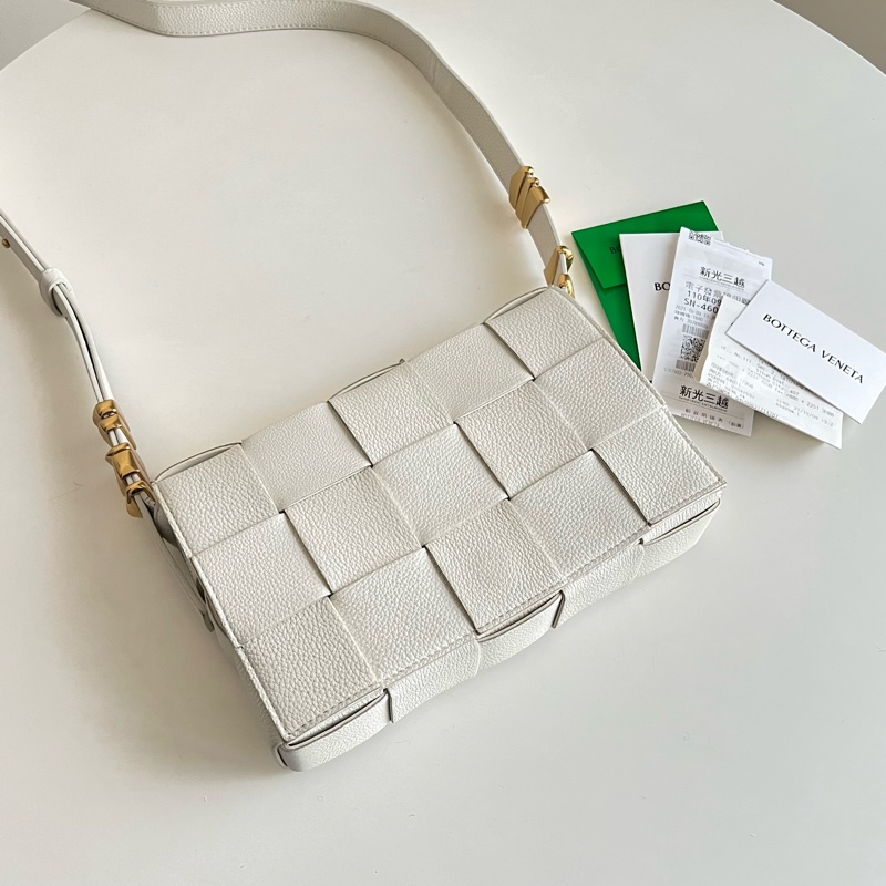 BOTTEGA VENETA 編織肩背包/斜背包 (白色)🤍-2