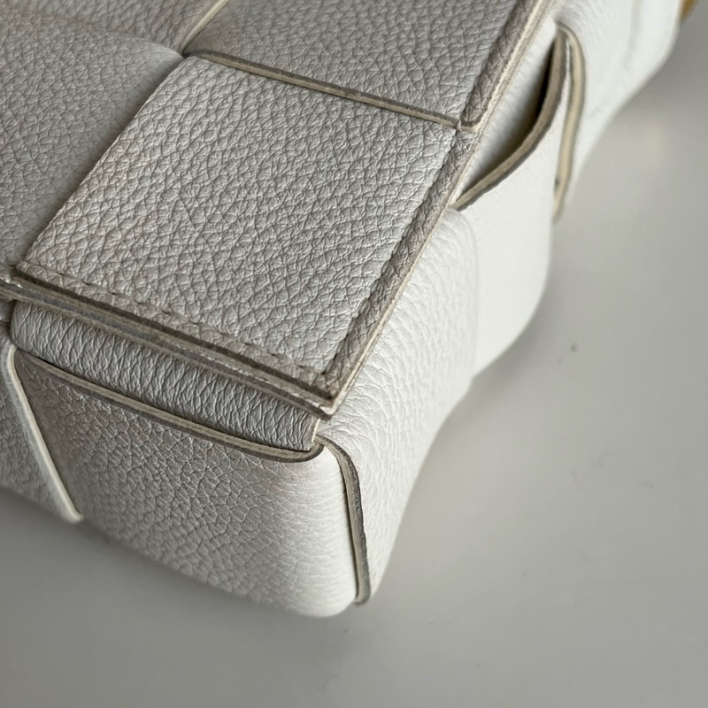 BOTTEGA VENETA 編織肩背包/斜背包 (白色)🤍-8