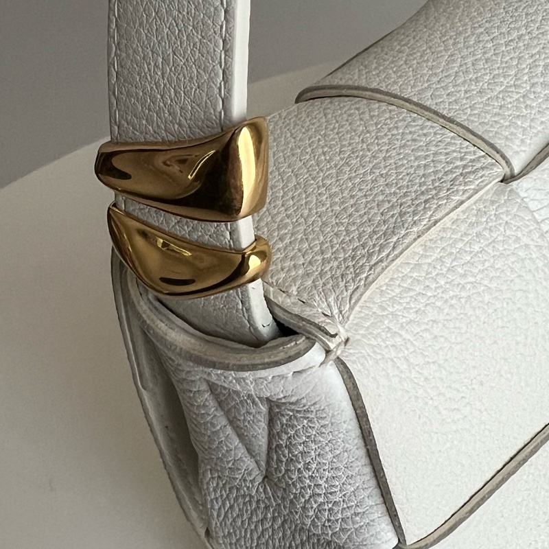 BOTTEGA VENETA 編織肩背包/斜背包 (白色)🤍-16