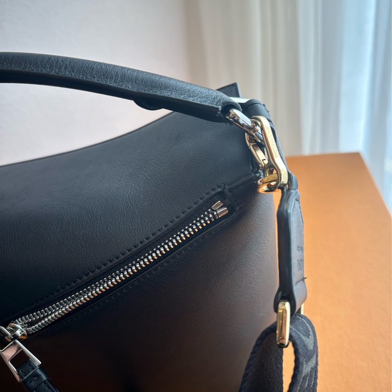 LOEWE 黑皮革SMALL PUZZLE 超好看唷-5