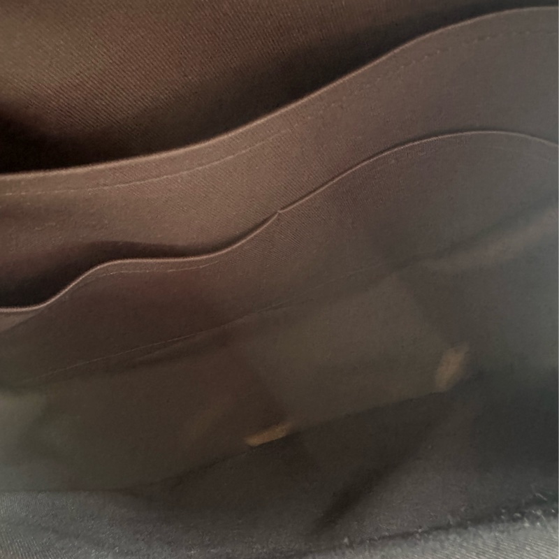 LV 黑棋盤超好看後背包-13