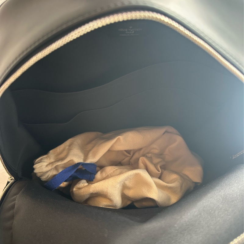 LV 黑棋盤超好看後背包-15