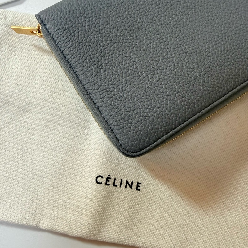 ✔️ Celine 荔枝紋牛皮拉鏈長夾-12