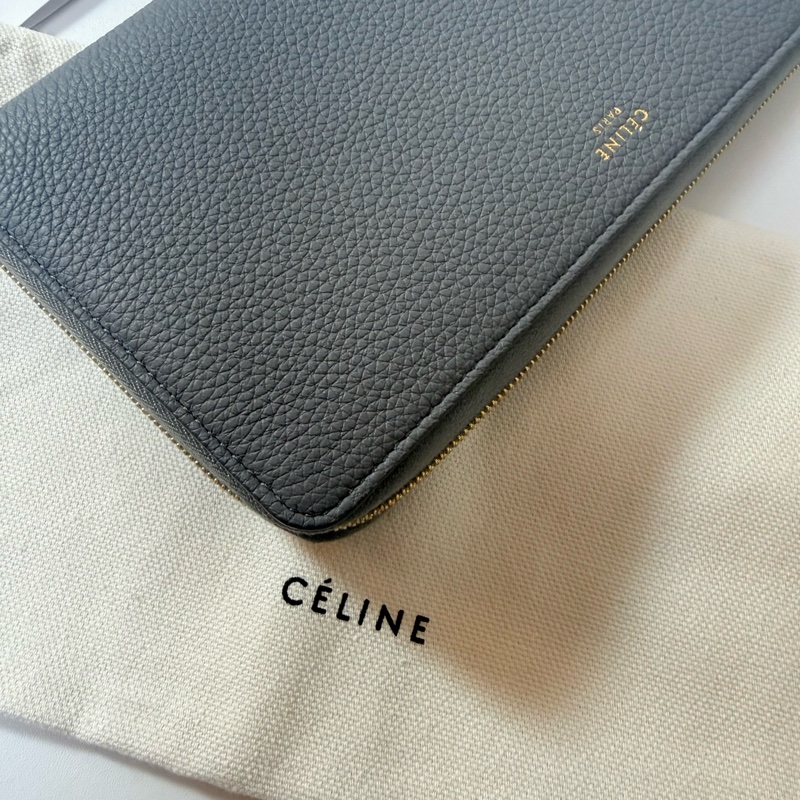 ✔️ Celine 荔枝紋牛皮拉鏈長夾-22