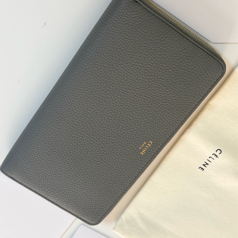 ✔️ Celine 荔枝紋牛皮拉鏈長夾-2