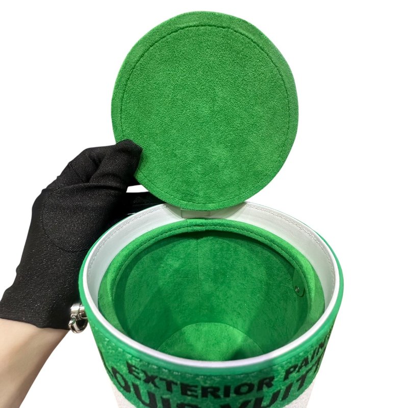 【美收精品】LV綠白色限量手提筒包 4-905-6