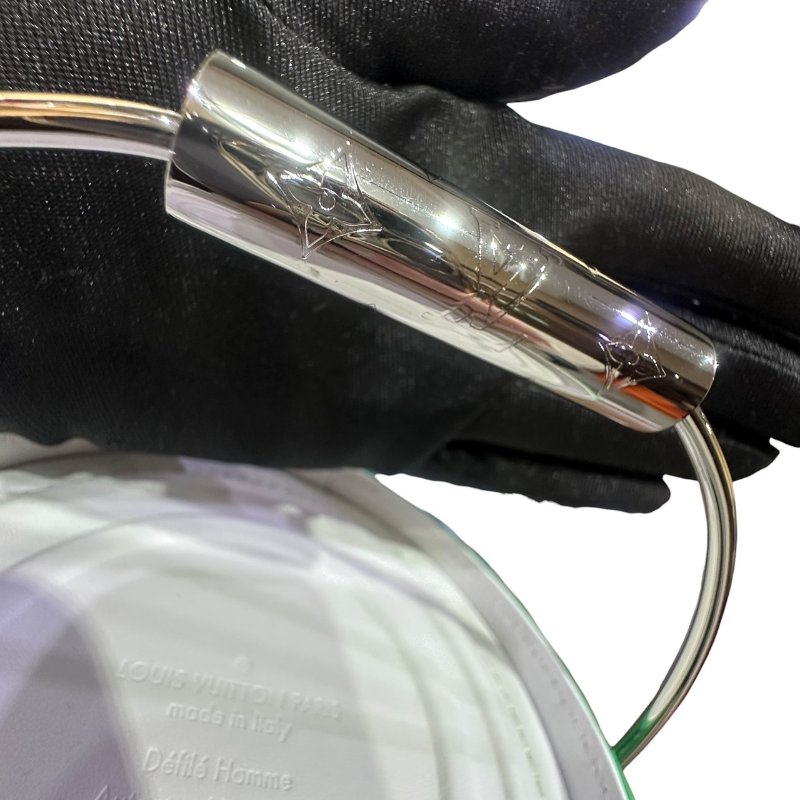 【美收精品】LV綠白色限量手提筒包 4-905-9