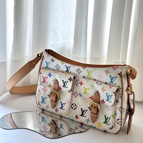 ▪️富貴選物FUGUEI▪️限量聯名款 LV 春上隆M40051白三彩駱駝包 斜背包