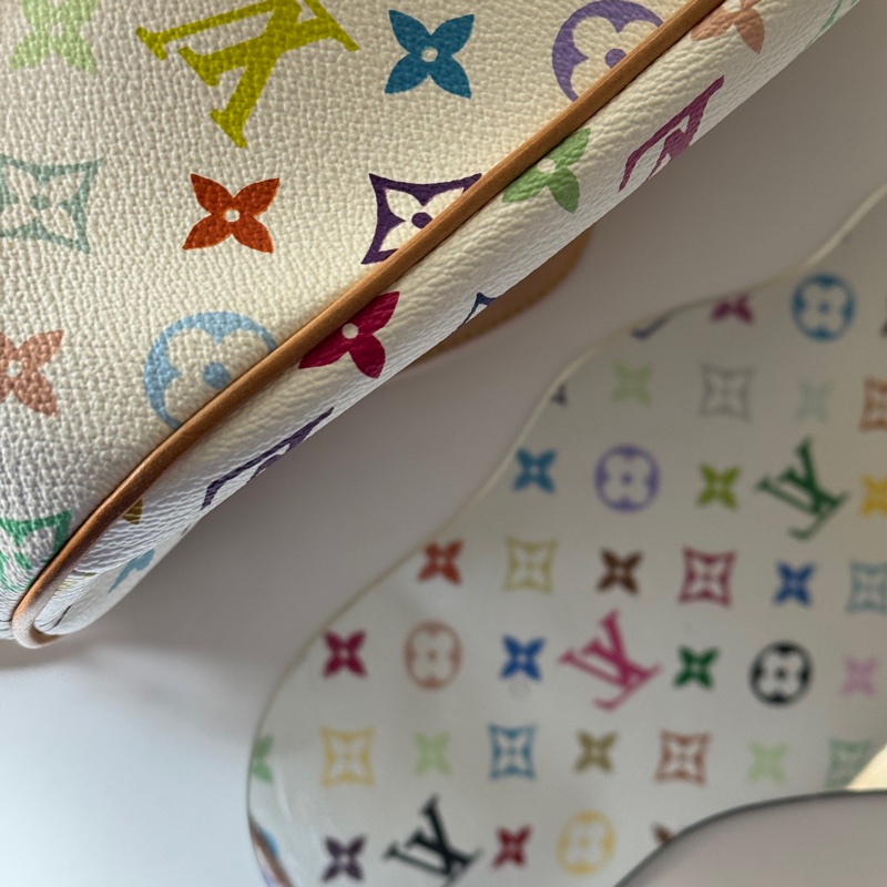 ▪️富貴選物FUGUEI▪️限量聯名款 LV 春上隆M40051白三彩駱駝包 斜背包-22