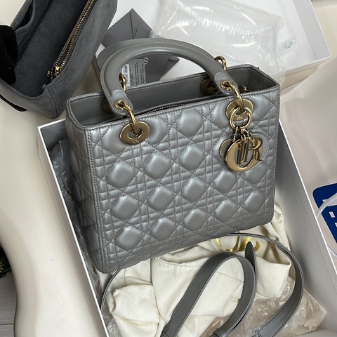 Lady Dior Medium Size