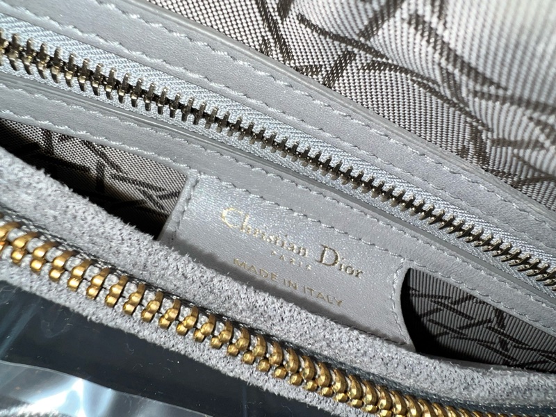 Lady Dior Medium Size-4