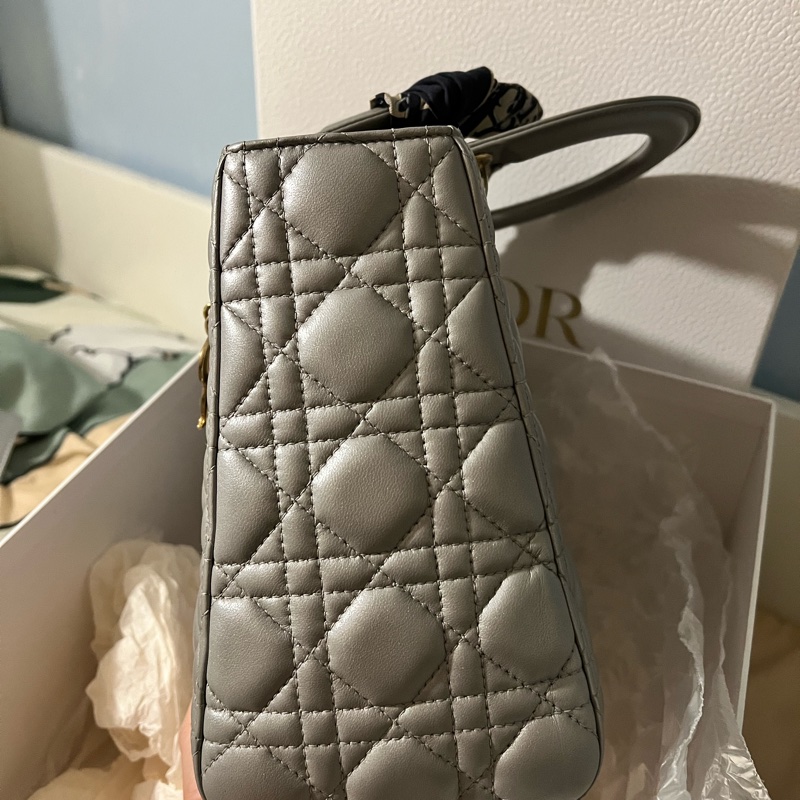 Lady Dior Medium Size-8
