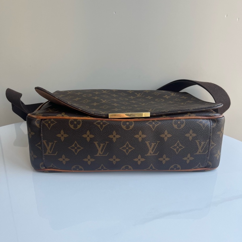 97新lv/路易威登 男士經典老花單肩斜挎翻蓋包郵差包尺寸；32*26*10 一-4