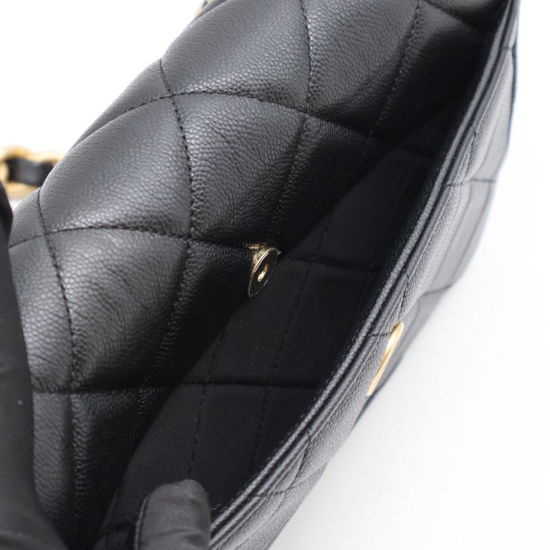 CHANEL 24A大雙C粒面牛皮口蓋包 - 黑金-3