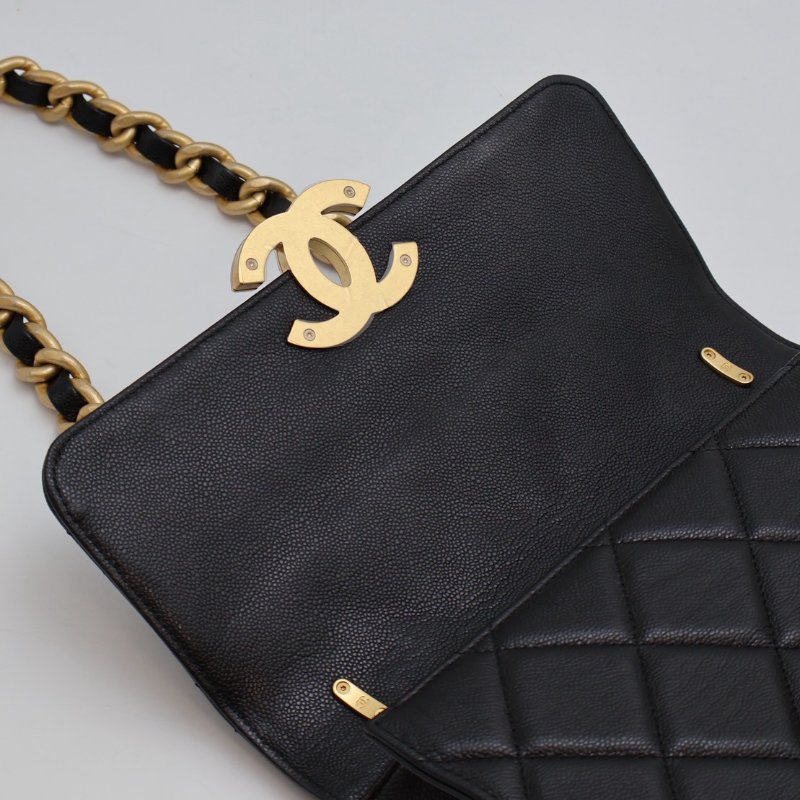 CHANEL 24A大雙C粒面牛皮口蓋包 - 黑金-5