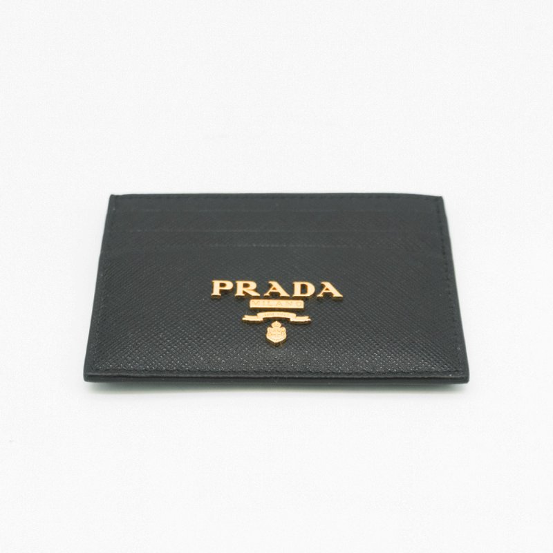 Prada Saffiano 金浮雕logo防刮皮革六卡卡夾(1MC025-黑)-3