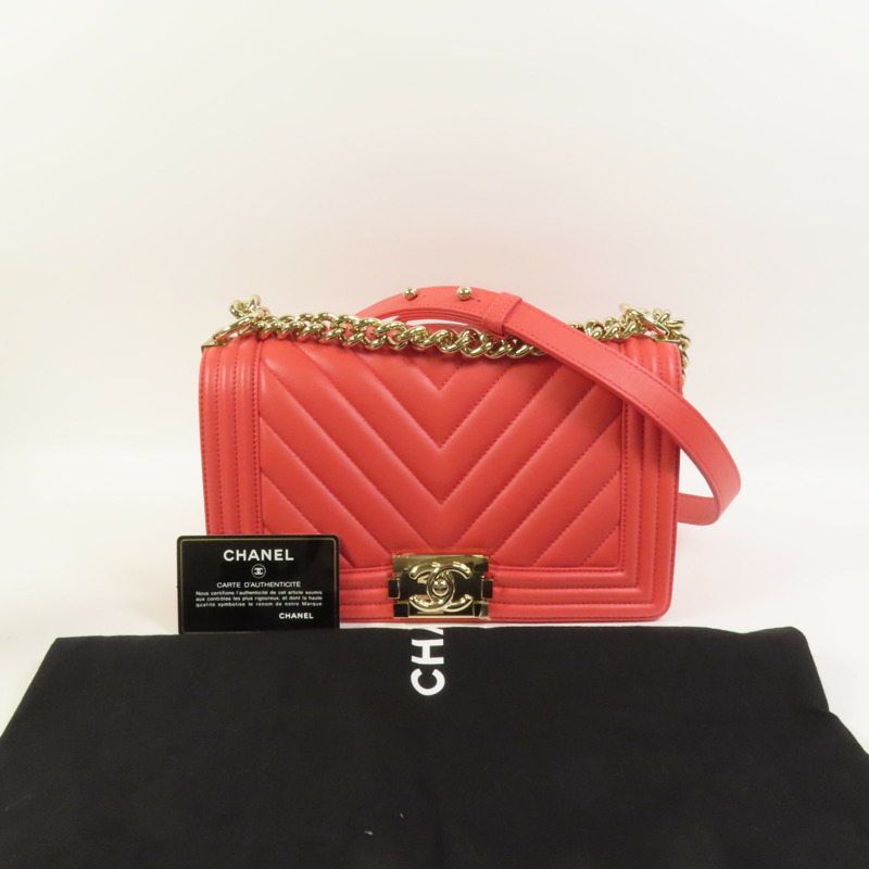 CHANEL 羊皮皮革Boy 25金扣鏈帶肩背袋-10