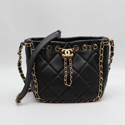 CHANEL 24B皮穿鍊滾邊抽繩水桶包 - 黑金