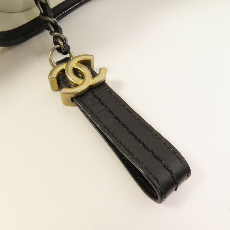 CHANEL 牛皮皮革Gabrielle Small金扣鏈帶肩背袋-5