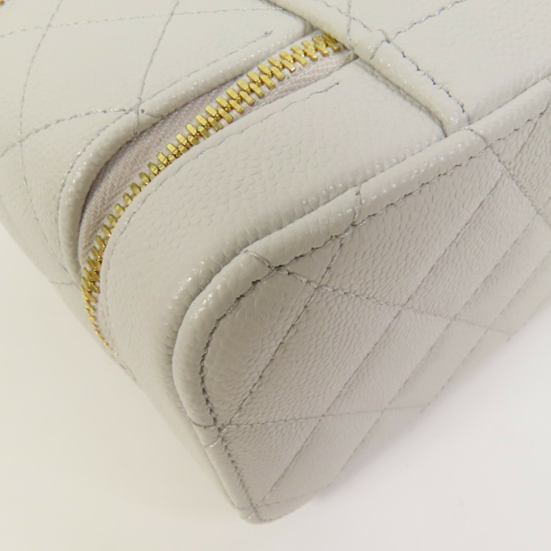 CHANEL 牛皮皮革Vanity Case金扣手挽肩背兩用袋-12